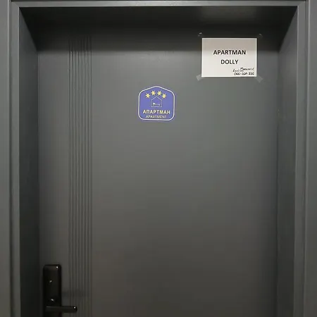 アパート Dolly *